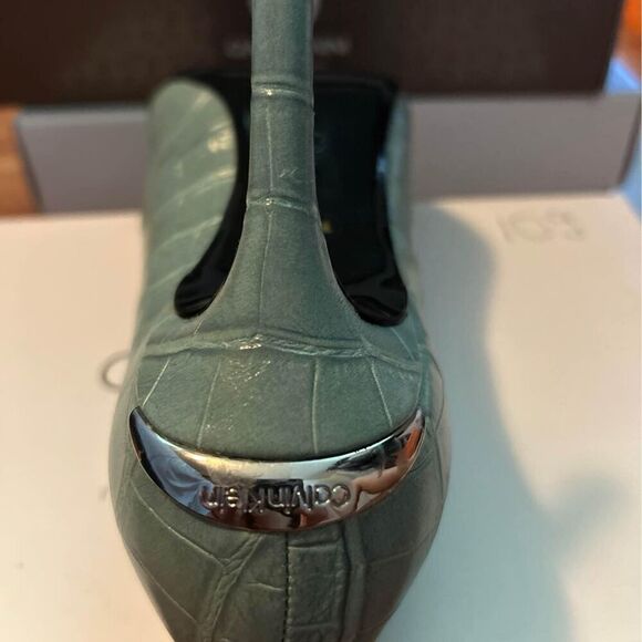 New in the box! Calvin Klein Croc Mint heels - Picture 6 of 7